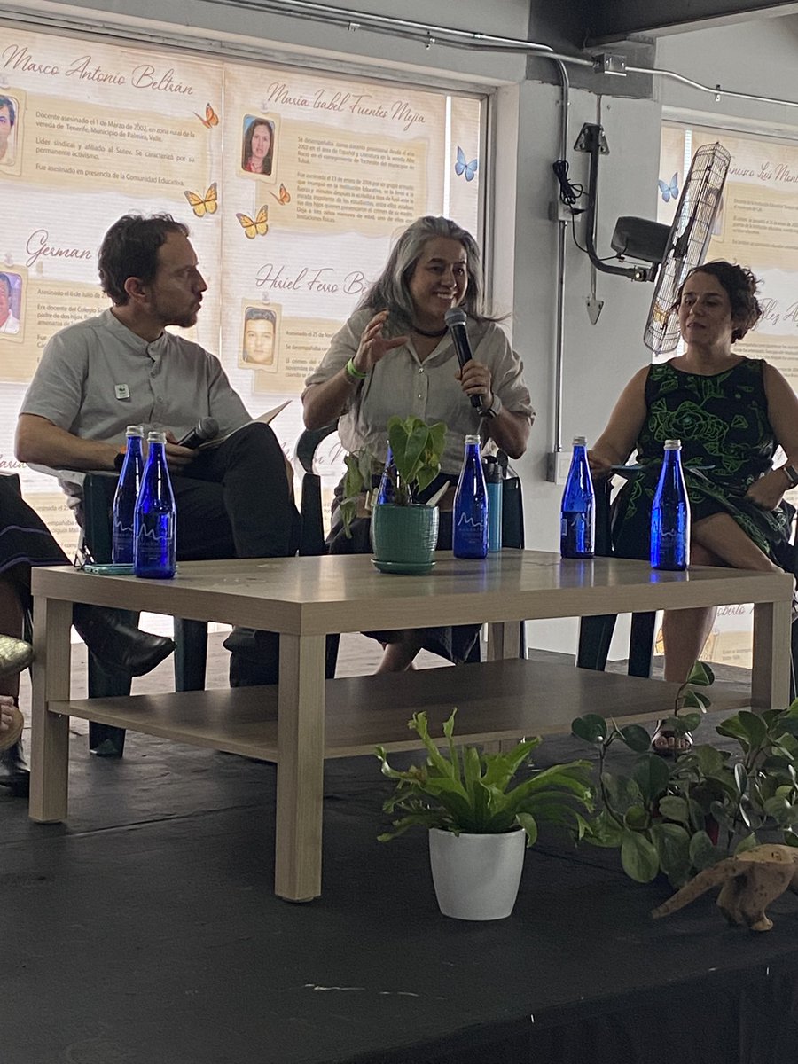 WCSColombia's tweet image. ✨ El camino hacia la Meta 5 requiere reconocer y fortalecer la diversidad de formas de conservación en Colombia. Hoy en Cali compartimos avances, retos y experiencias hacia ese 34% en 2030.
 
#SemanaBiodiversidad #Meta5