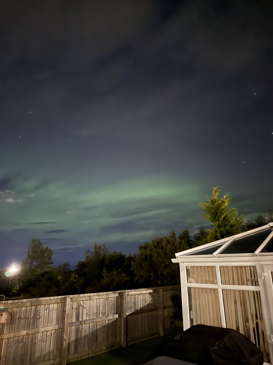 Psalm 19:1
The heavens proclaim the glory of God.
The skies display his craftsmanship.
#northernlights