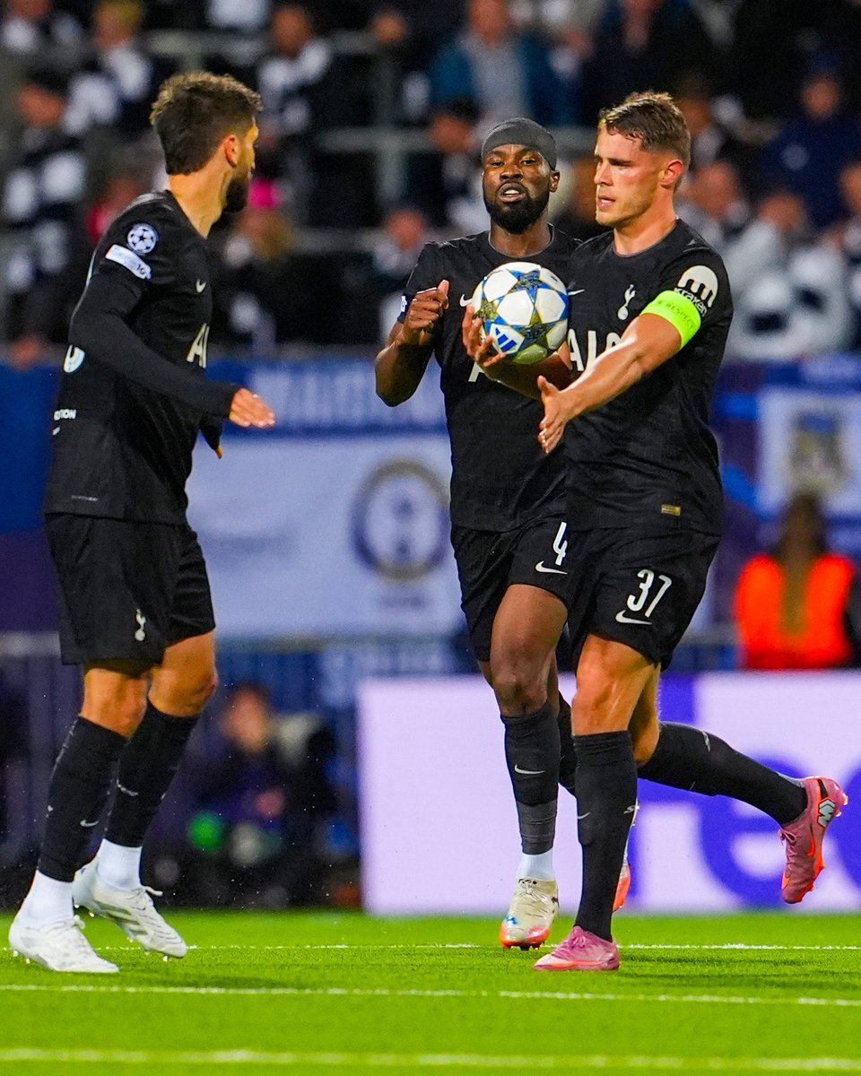 COYS_com's tweet photo. Sum up that performance using 5 words or less 👇 https://t.co/v3TREKLoke