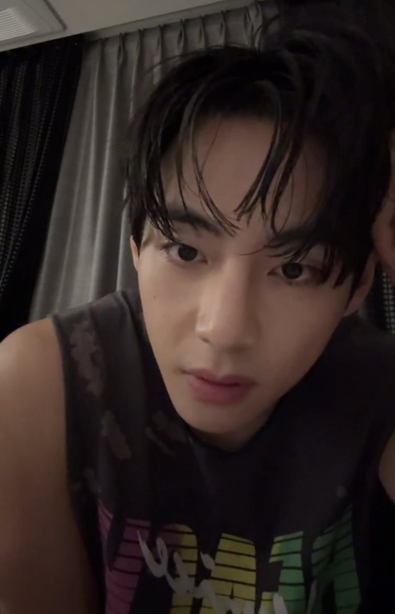 withsvn's tweet image. Lorddd kim taehyung