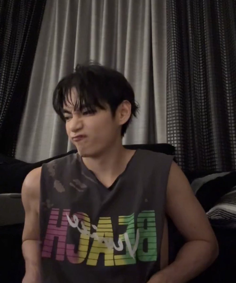 withsvn's tweet image. Lorddd kim taehyung