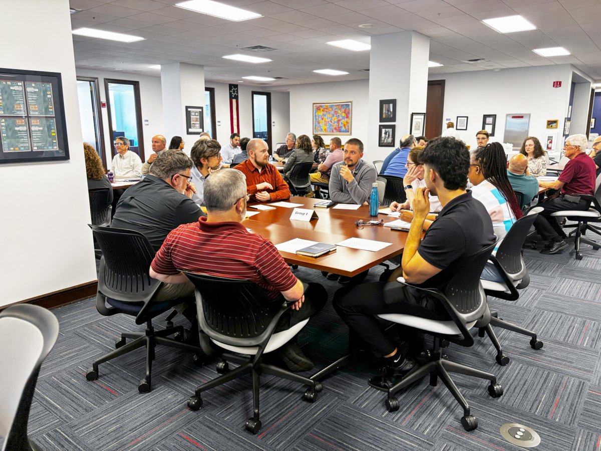 In today's diversity, equity, and inclusion roundtable lunch our team discussed the differences, similarities, and benefits that can be gained from having a multi-generational workforce. Learning from one another is always a priority at State and Federal Communications.