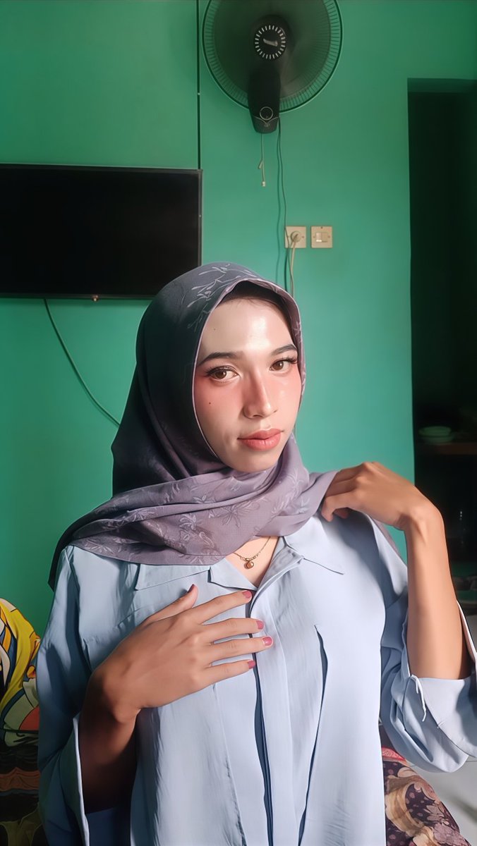 Anglna cder tweet media