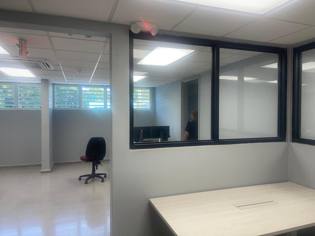 COR3 (@cor3pr) on Twitter photo Los trabajos realizados mediante la aportación de FEMA incluyeron:
✅ Pintura exterior
✅ Reparación y reemplazo de ventanas de cristal
✅ Instalación de una verja metálica galvanizada
✅ Remoción y reemplazo de tres postes de luz en el estacionamiento
#ReconstrucciónEnAcción Los trabajos realizados mediante la aportación de FEMA incluyeron:
✅ Pintura exterior
✅ Reparación y reemplazo de ventanas de cristal
✅ Instalación de una verja metálica galvanizada
✅ Remoción y reemplazo de tres postes de luz en el estacionamiento
#ReconstrucciónEnAcción