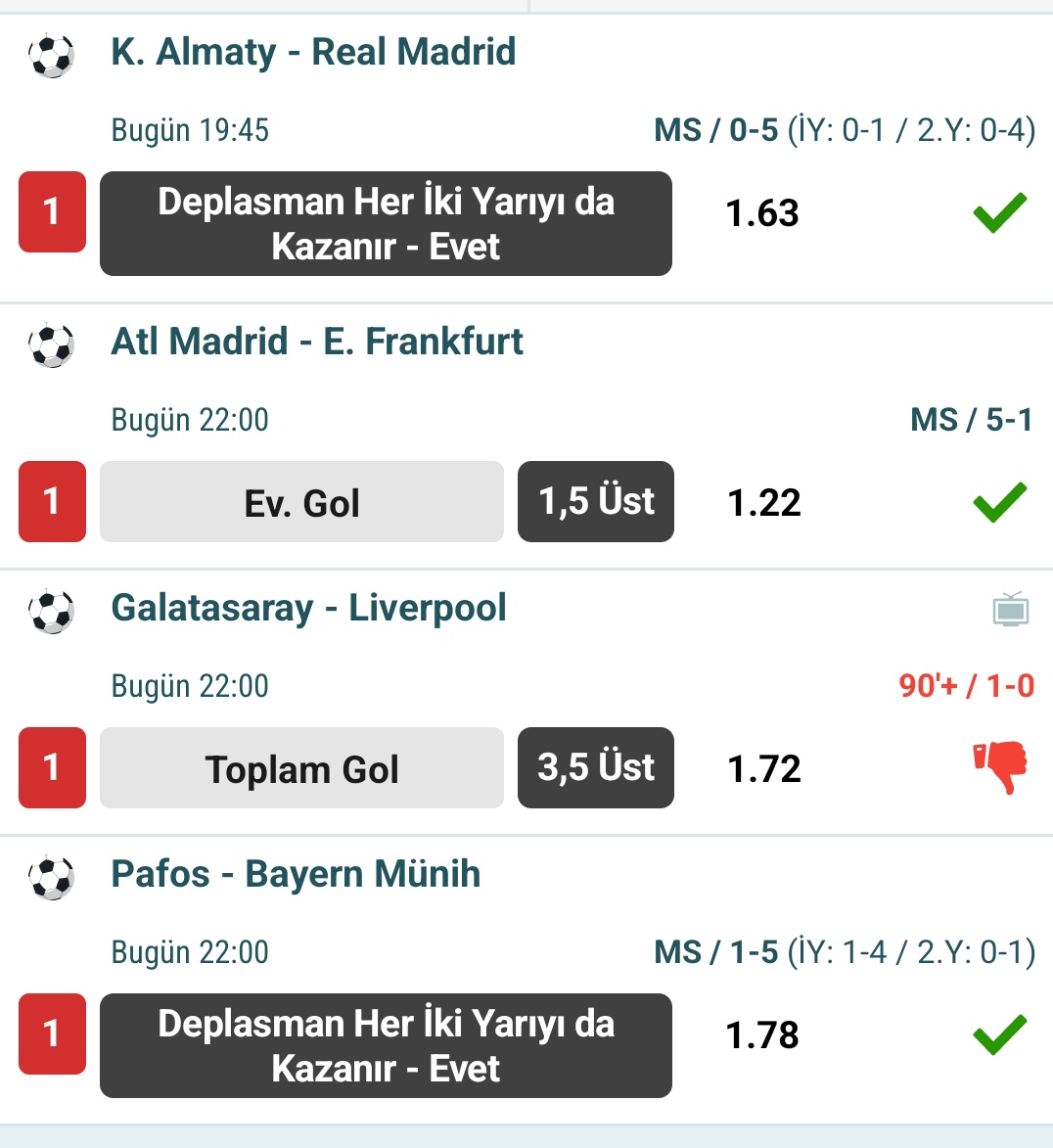 Şerefin varmı şerefin <a href="/LFC/">Liverpool FC</a>