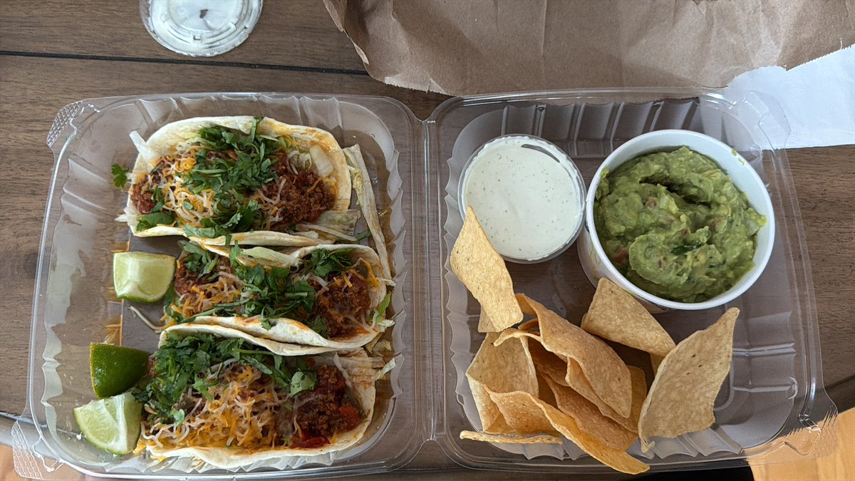 Happy taco Tuesday 🌮🌮🌮