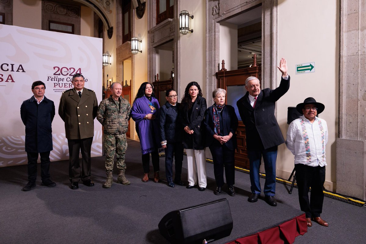 El 30 de septiembre de 2024, el Presidente <a href="/lopezobrador_/">Andrés Manuel</a> llevó a cabo la última mañanera de su sexenio.

Las conferencias matutinas fueron el primer ejercicio de información, formación, contacto, transparencia, libertad de expresión, historia y rendición de cuentas, que, además,