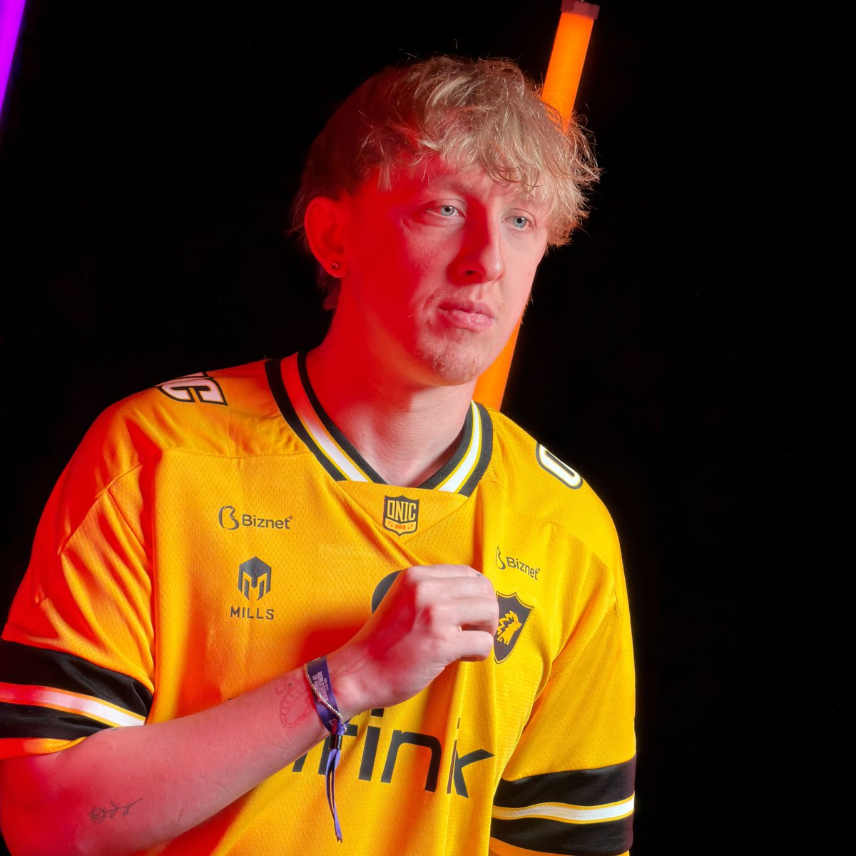 COD_Esports's tweet image. The calm before the chaos 📸

#WSOWGlobalFinal