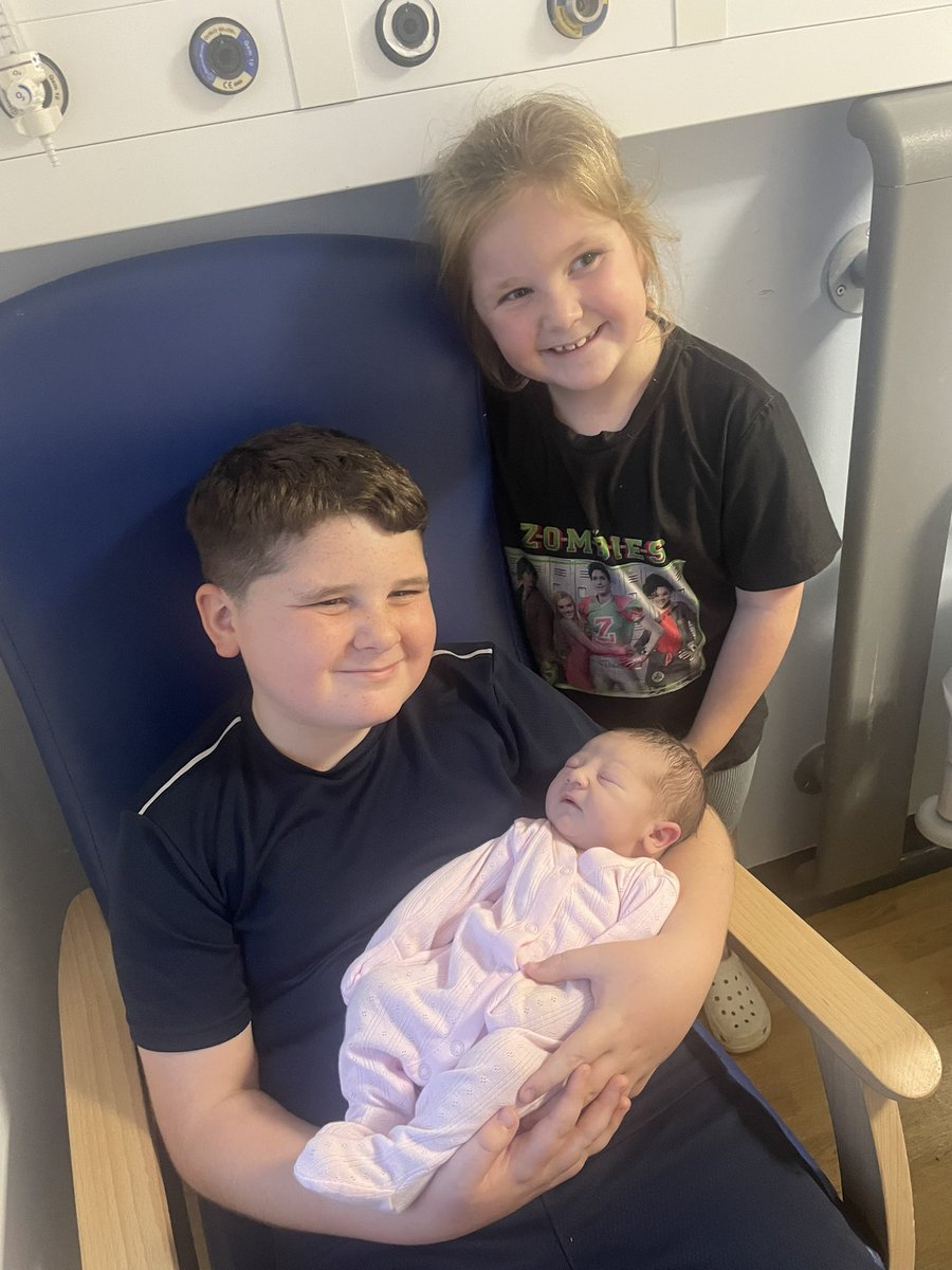 Martin24David's tweet photo. Our team is complete. Welcome to the world my sweet little Honey Bren 🩷 https://t.co/aY6GMkIoKB