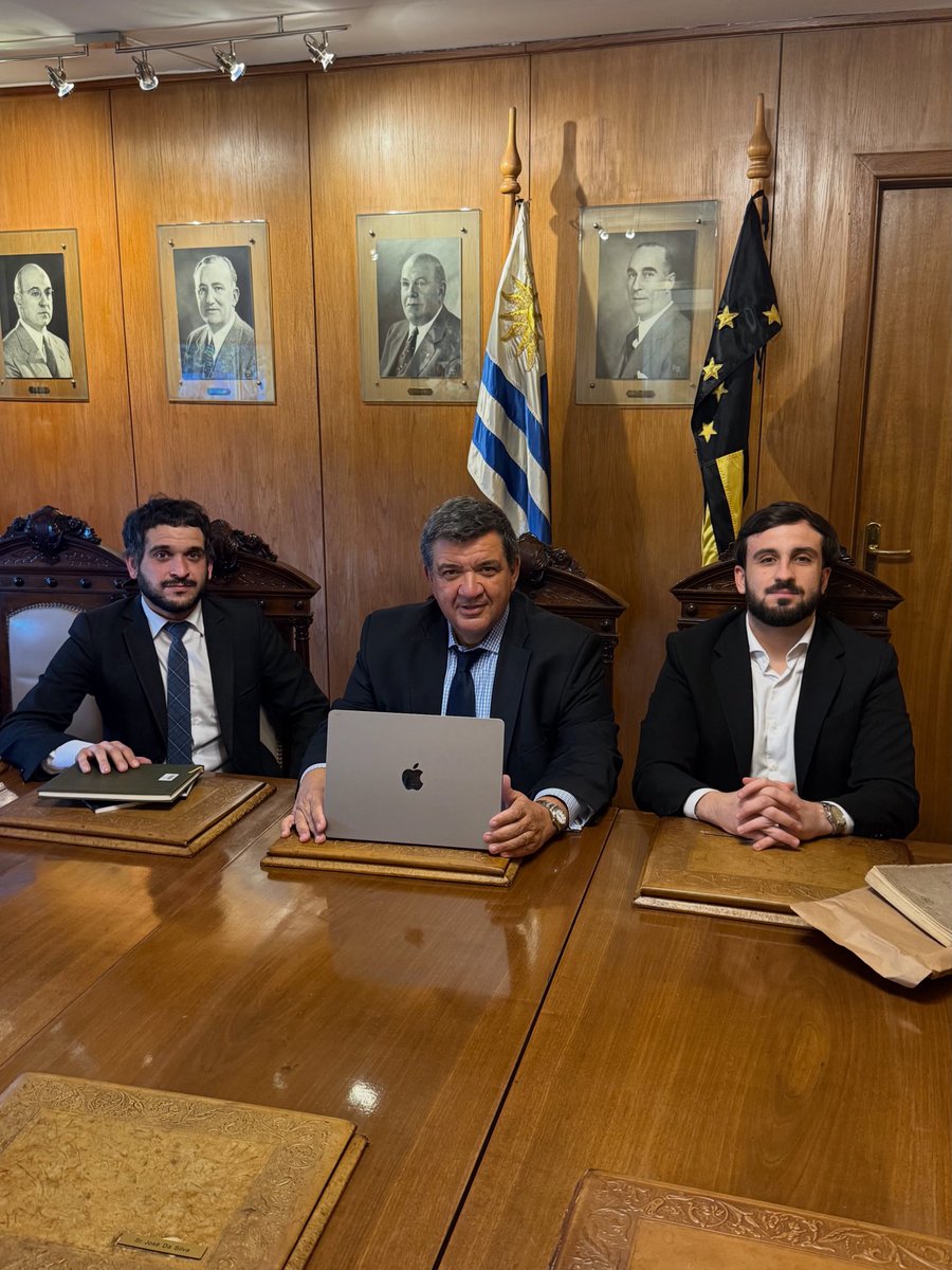 Nos quedan tres por volver con sus familias.  Así seguiremos hasta el final con la misma energía que desde el primer día.  Gracias al club , a Rodrigo Rey , a Eduardo Benfica y a Roger Gomes !!!