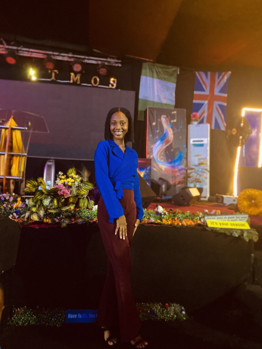 Adunola_ade's tweet photo. Hi, been a while here🥰 https://t.co/JERdSIshtL