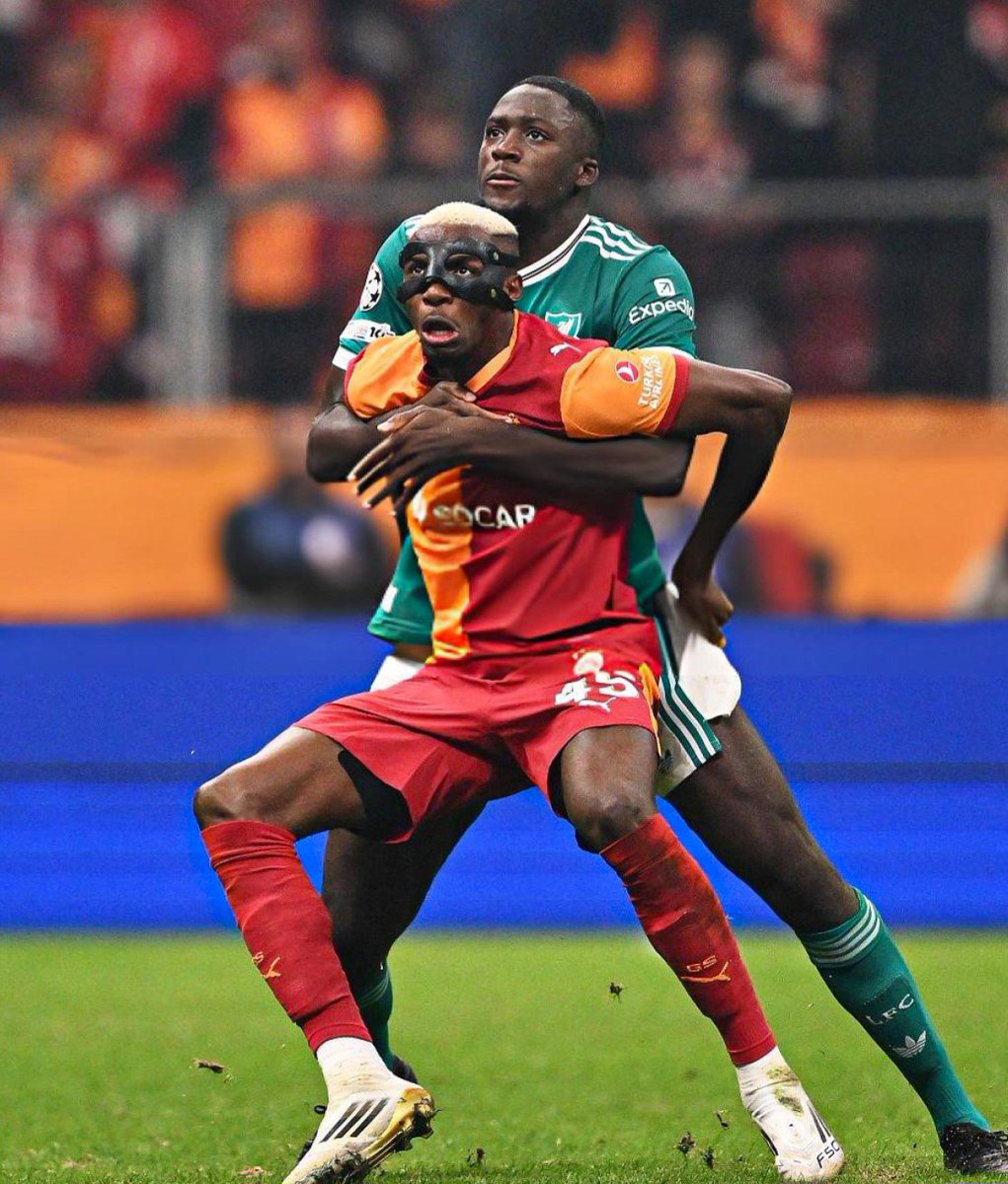 Defending against Victor Osimhen is a huge task for defenders 🥶