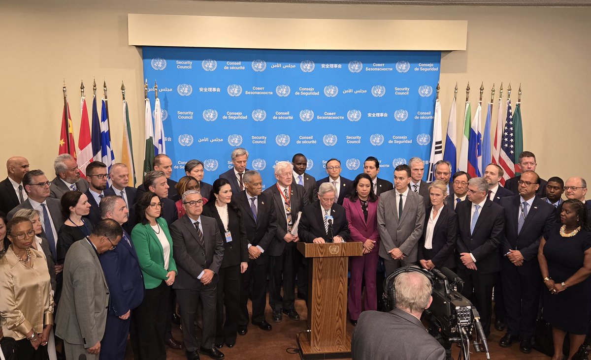 Republic of Korea Mission to the UN🇰🇷🇺🇳 (@rok_mission) on Twitter photo #Haiti
(#UNSC Media Stakeout, 2025.09.30.)
Ahead of the #UNSC Adoption on Haiti MSSM Mandate <a href="/MSSMHaiti/">Multinational Security Support Mission to Haiti</a>, the ROK🇰🇷, along with 49 other countries, underscored their shared objective of putting an end to the violence and suffering of Haiti.
The 50 countries, which included 🇵🇦 🇺🇸 #Haiti
(#UNSC Media Stakeout, 2025.09.30.)
Ahead of the #UNSC Adoption on Haiti MSSM Mandate <a href="/MSSMHaiti/">Multinational Security Support Mission to Haiti</a>, the ROK🇰🇷, along with 49 other countries, underscored their shared objective of putting an end to the violence and suffering of Haiti.
The 50 countries, which included 🇵🇦 🇺🇸
