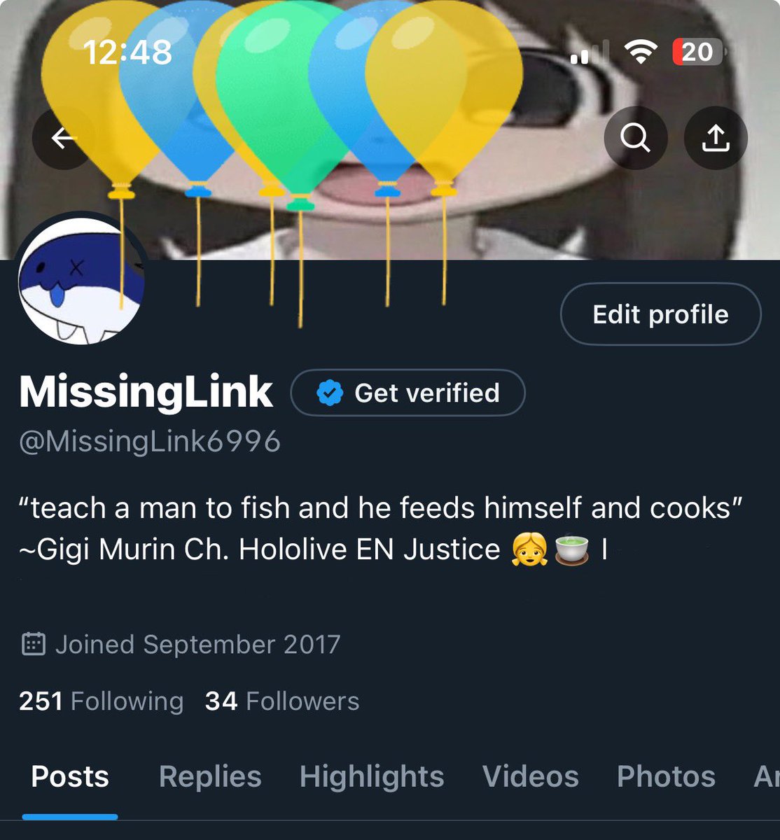 MissingLink6996's tweet photo. the balloons got stuck 

(i also forgot to charge my phone) https://t.co/hf6FjhK7eK