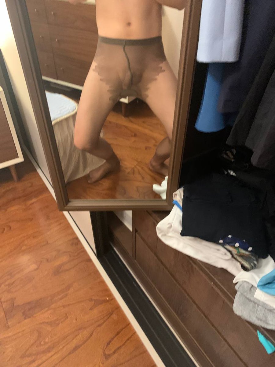 NCC888666's tweet photo. 绿狗看着我的推文就自觉上贡了，唉 https://t.co/y0fC08fAPl