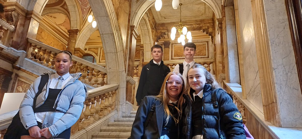 sweeneydrama's tweet image. Exciting day with these #bannermanhigh Young Leaders of Learning at the City Chambers, taking their first steps towards working with @springburnacad pupils to focus on how learning and teaching happens at our schools.