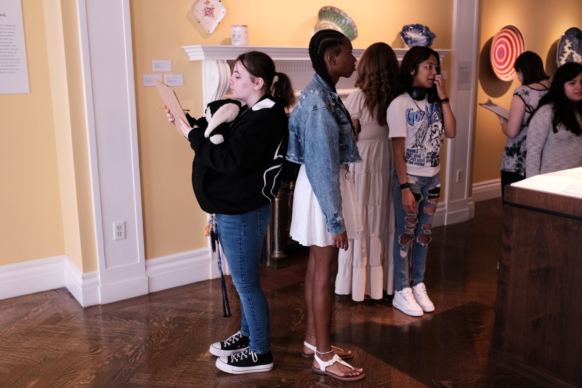 SaginawArt's tweet photo. What an honor to host morning and afternoon sessions of the Saginaw Career Complex SCC Graphic Arts at the museum. Its wonderful to host our next generation of artists!
#artsforall #saginawmichigan #saginawartmuseum #art https://t.co/clhEAFamw9