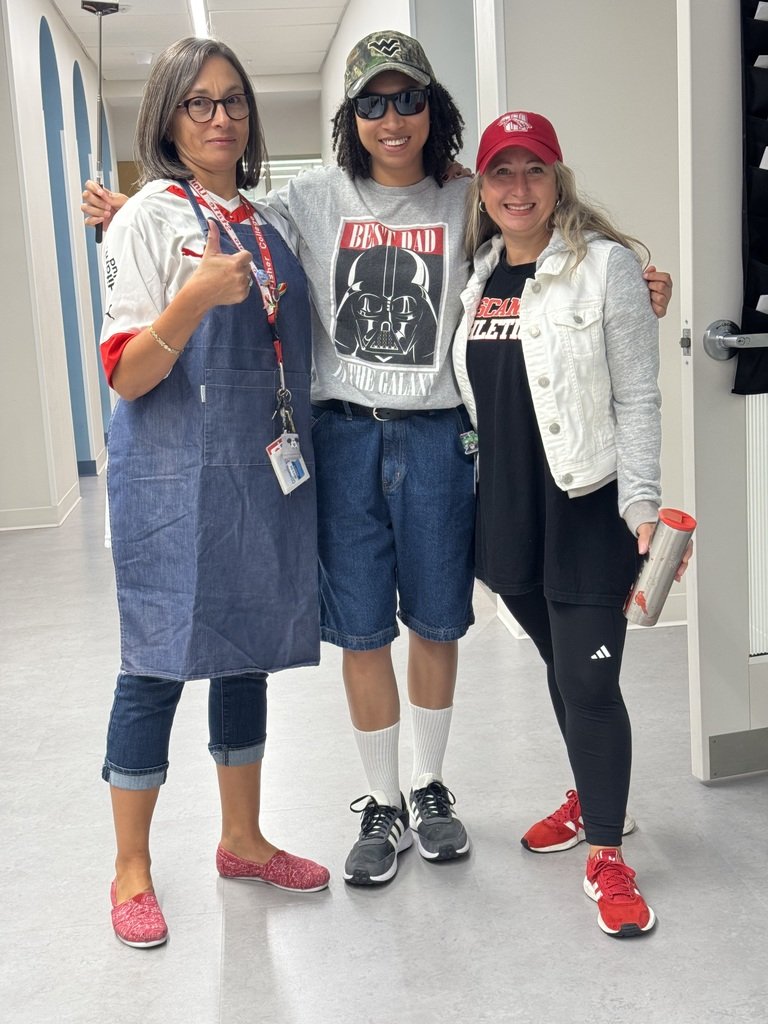 MetroHS's tweet photo. Teachers join in the fun of Spirit Week with today's theme of dressing as a "Soccer Mom" or  "BBQ Dad." https://t.co/N3hD2rPTba
