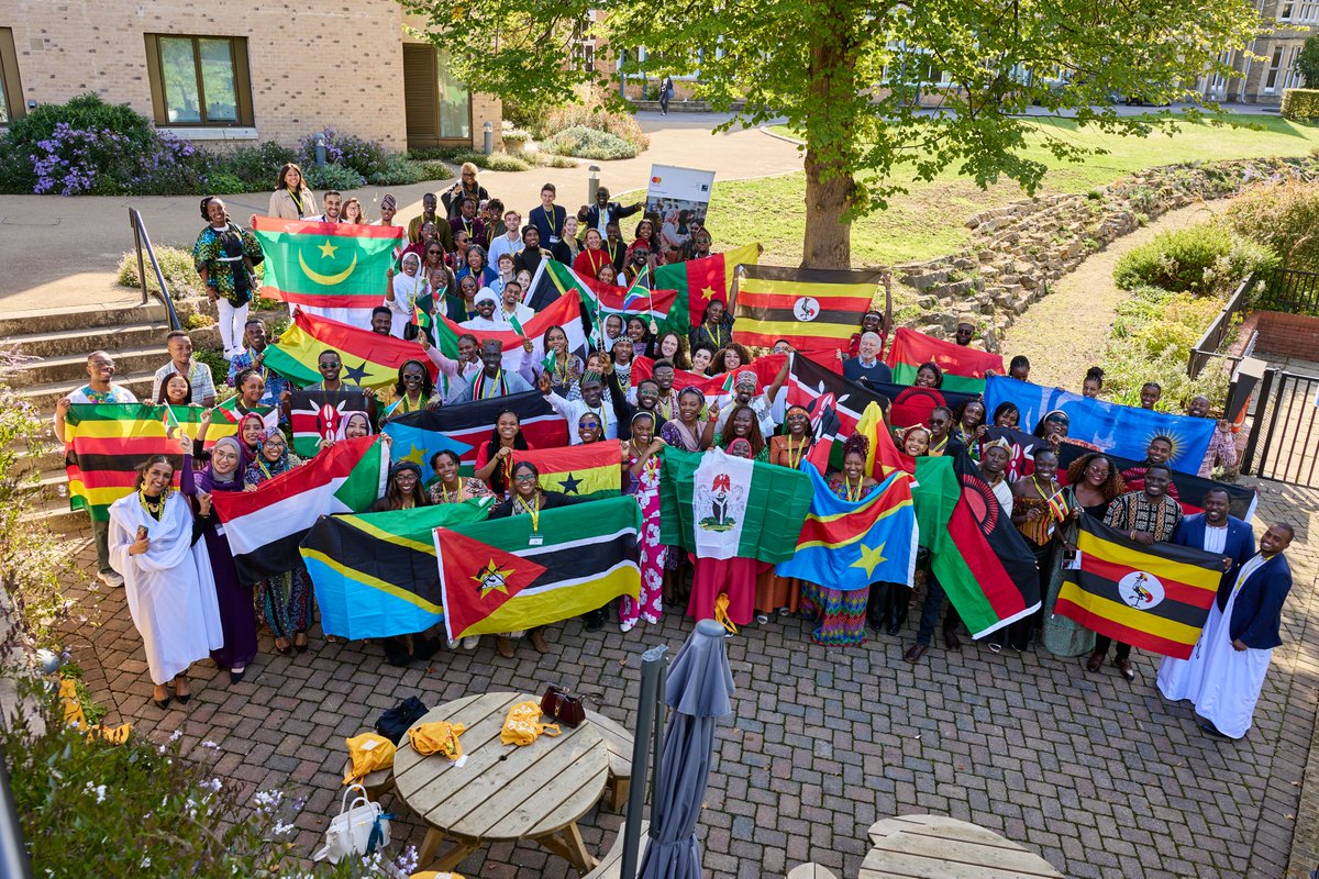 Africa_Oxford's tweet photo. Yesterday, we welcomed the class of 2025–2026!
Big year ahead — and we can’t wait to see the impact this group will make!
#AfOx #Scholars #MastercardFoundation #BeitTrust #KennedyTrust #Oxford #AfricaInOxford https://t.co/EVQwZI1JEb