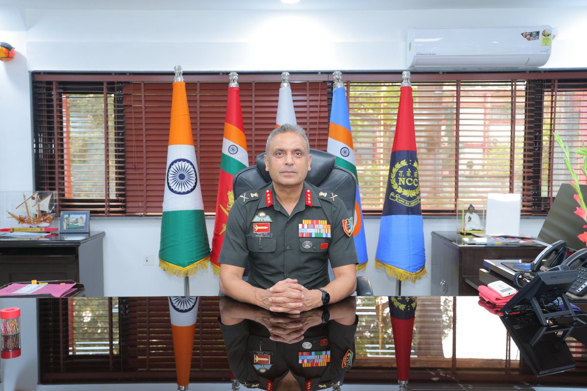 simplyabhie's tweet photo. Lt Gen Virendra Vats, YSM, SM, VSM has assumed charge as the 35th Director General of the National Cadet Corps. He took over the charge of DG NCC from Lt Gen Gurbirpal Singh, PVSM, AVSM, VSM. Congratulations Sir. Jai Hind 🫡 https://t.co/8kJk4ZO9U4