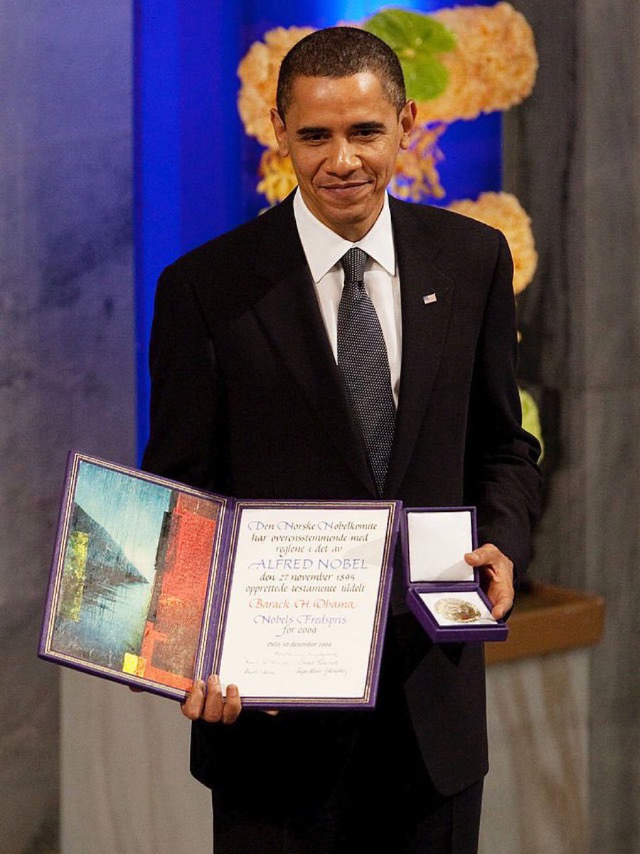 79834SA's tweet photo. @SpencerHakimian Obama with his Nobel Peace Prize. The reason why he is so jealous of him. https://t.co/SM2usFPtzC