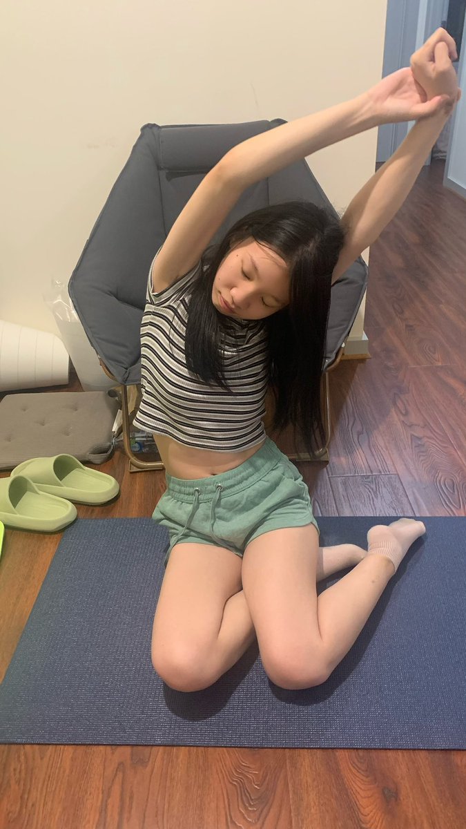 Green10she's tweet photo. @LateashaByrd3 https://t.co/NpIwyxNfzB