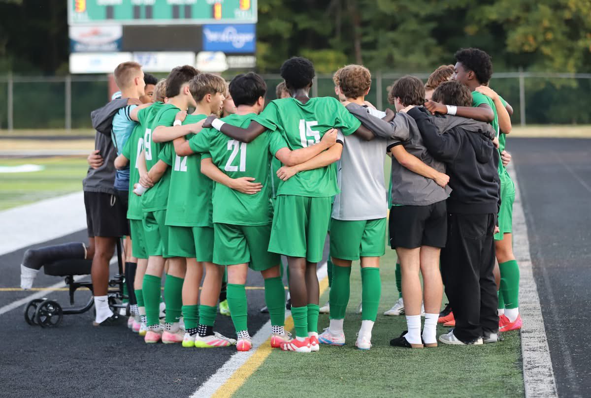 northmont_s's tweet photo. 🚨GAME DAY #13 🚨

We are back in action and on the road all this week. First up, a GWOC matchup with Miamisburg! Here are the times: 

1) JV Vs Miamisburg JV- 5:30 PM.
2) Varsity Vs Miamisburg- 7:15 PM.

We are excited to have a great ending to our season. Go Bolts!⚡️⚽️ https://t.co/AfgNAOsVyV