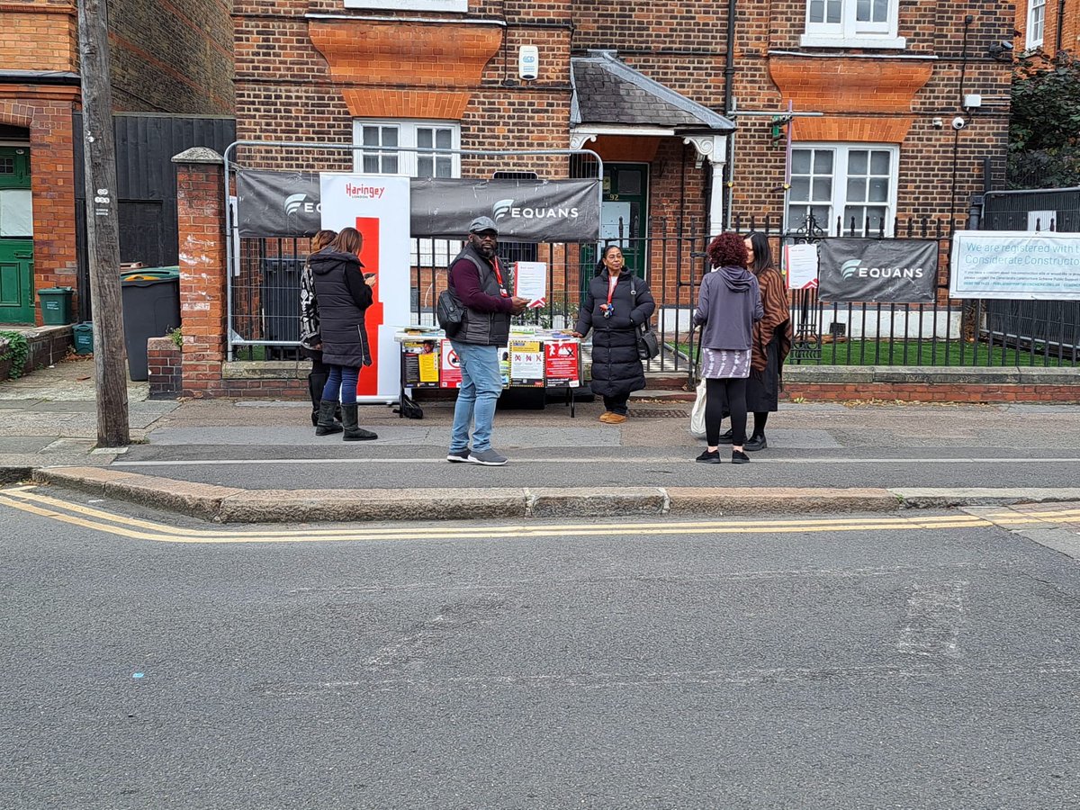 haringeycouncil's tweet image. Thanks to everyone who engaged with us during the #WeekOfAction in #NoelPark.

It proved productive as @perayahmet, @ajdao &amp;amp; our staff heard from residents on local issues that matter most.

Together, we can build an even better, fairer &amp;amp; safer #Haringey!

bit.ly/4pLXeOY