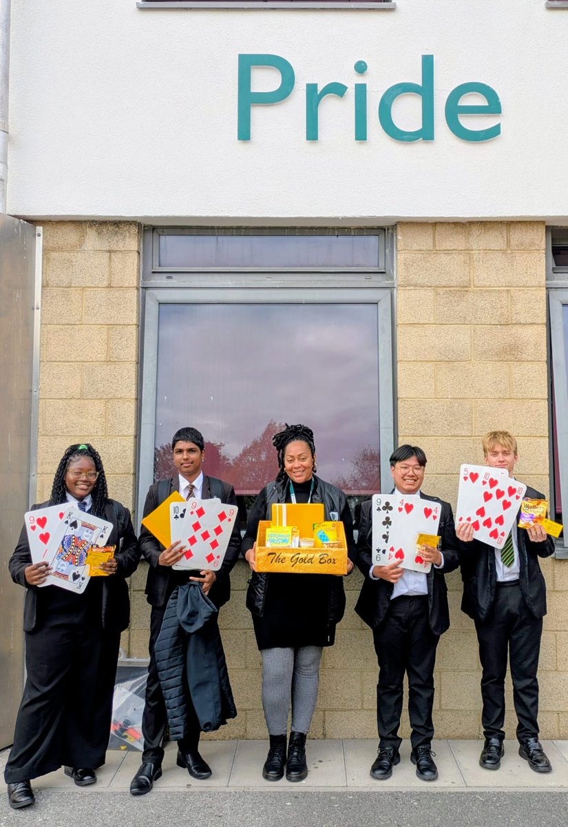 Our first P6 'Play your cards right ' was a HUGE success ♠️♦️ Well done to our golden ticket winners who had the opportunity to play! #HigherOrLower #GoldenGifts #WorkHardBeKind <a href="/GreenshawTrust/">Greenshaw Learning Trust</a>