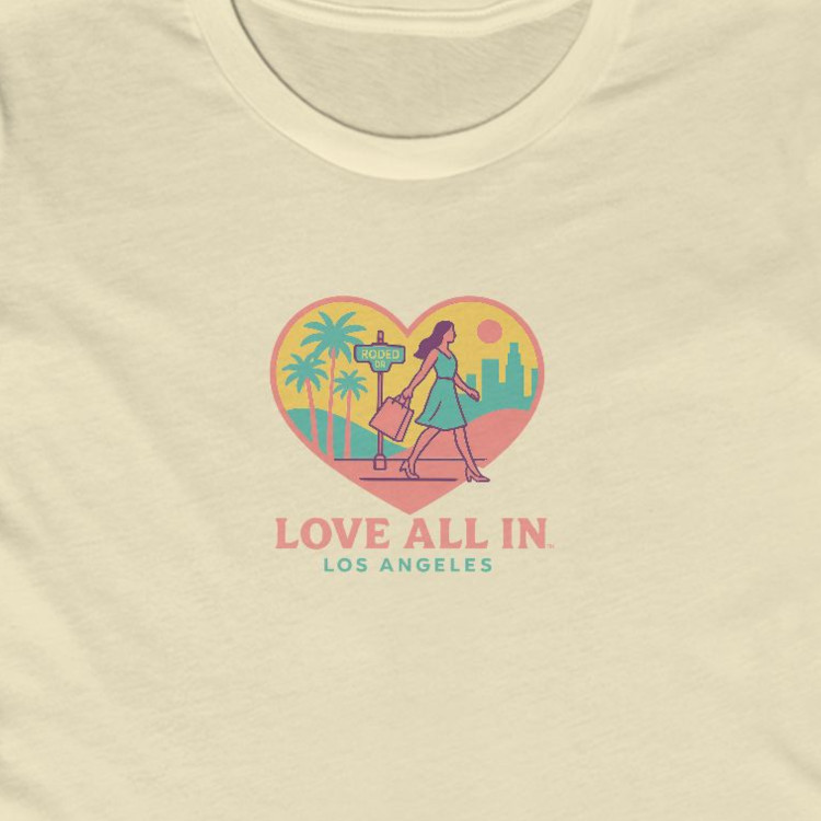 LussoLocale's tweet photo. Los Angeles is more than a city—it’s a lifestyle. The Love All In Los Angeles luxury women’s graphic tee captures that spirit with bold design, premium fabric, and effortless chic.🌴✨
#Fashion #Style #OOTD #LosAngeles #Streetwear
https://t.co/TZ91BUtWaD https://t.co/ILgsDcAKd5