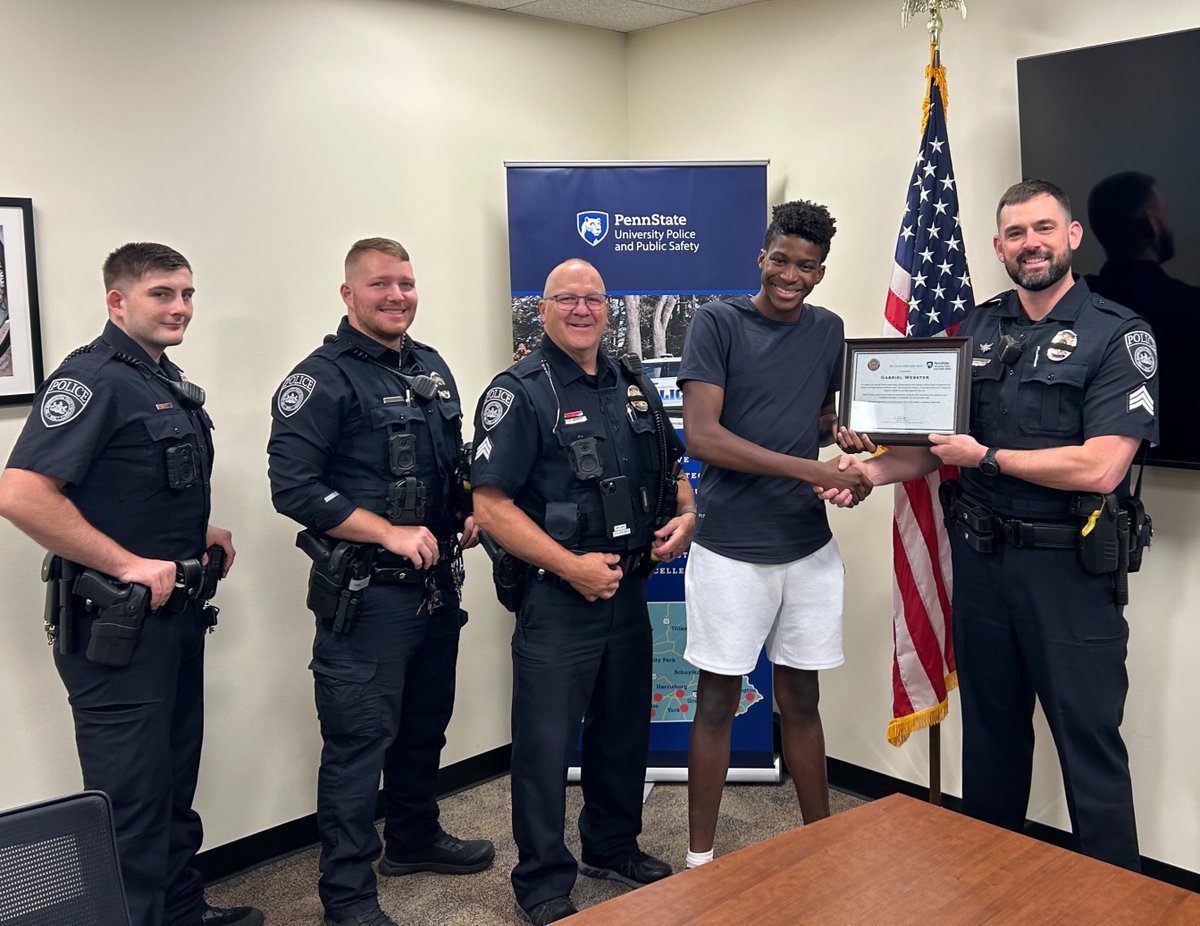 Congratulations to Gabriel Webster who was a recent recipient of UPPS's Citizen's Award! Gabriel, a student at University Park, received the recognition for his prompt assistance and life-saving efforts during an incident this past summer on campus.

#PennState #PennStatePolice