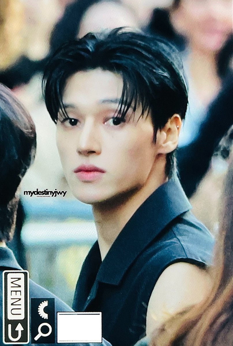 250930 꾸레쥬 PREVIEW

#에이티즈 #우영 #ATEEZ #WOOYOUNG #Courreges #CourregesSS26
