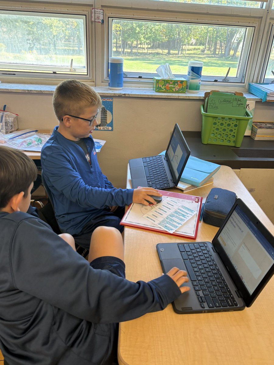 Amy Akosi tweet media