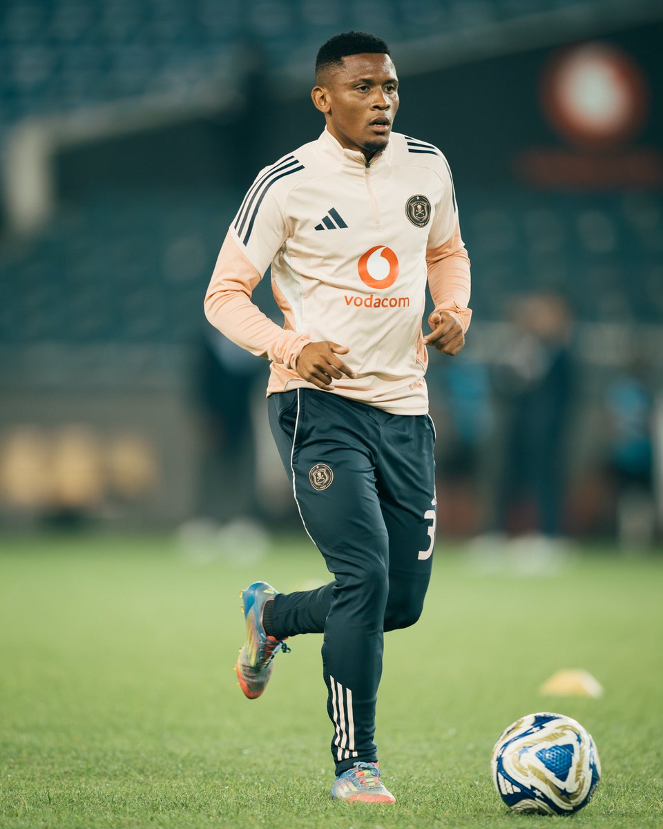 orlandopirates's tweet image. 𝐆𝐞𝐚𝐫𝐬 𝐢𝐧 𝐦𝐨𝐭𝐢𝐨𝐧 ⚙️

⚫️⚪️🔴⭐️
#MatchDay
#OrlandoPirates
#OnceAlways