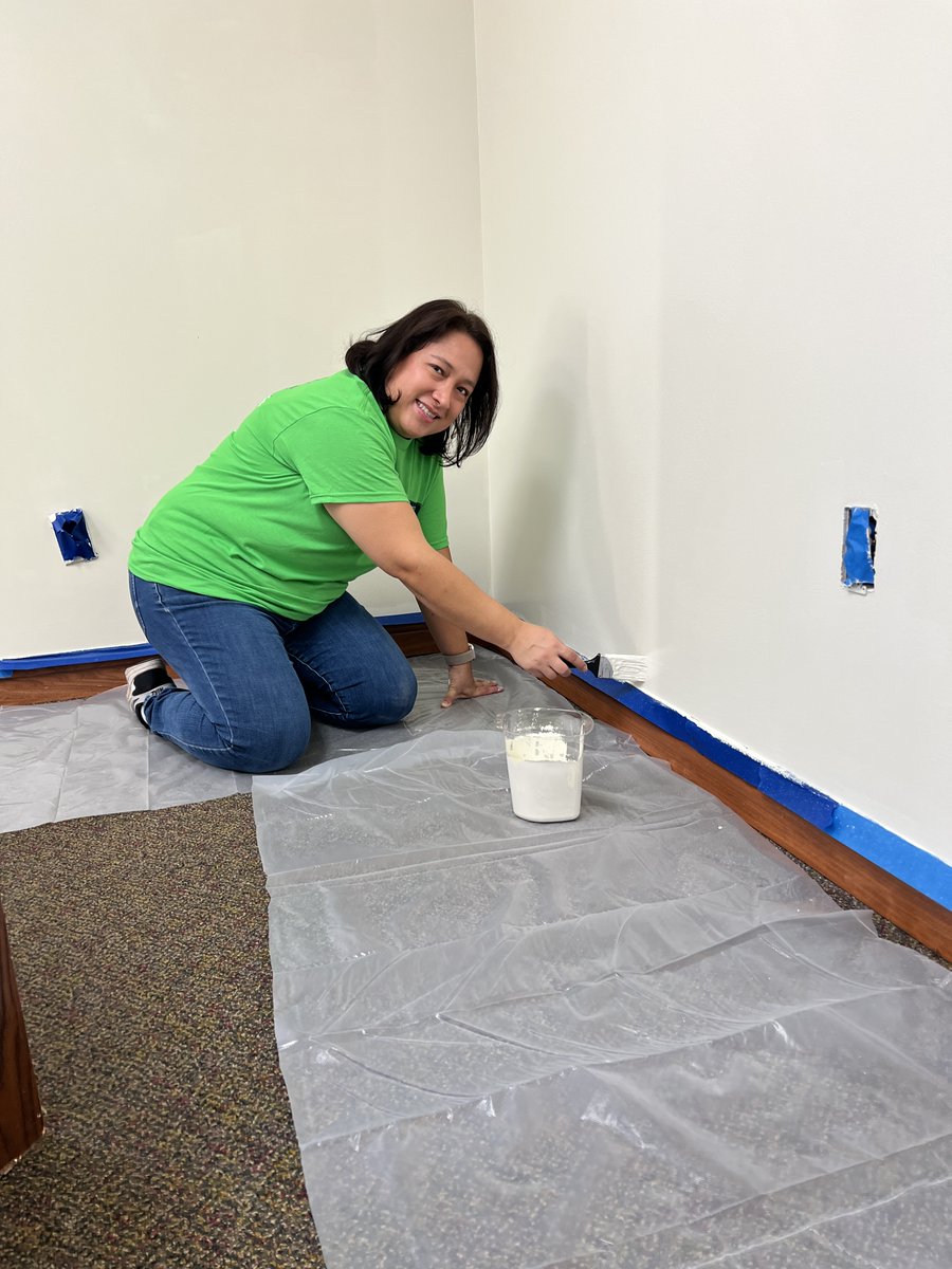Bocoseniors's tweet image. Coffee tastes better in a freshly painted lounge.... Thank you to this amazing team from Festool - Lebanon  ☕🎨💚💙💚 Your hard work made our space shine.
#FestoolVolunteers #CommunitySpirit #FreshVibes #Thankful