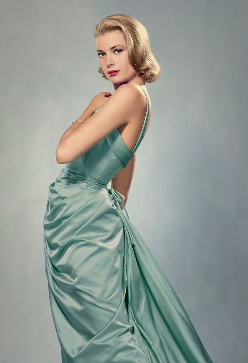 "Don't be like the rest of them, darling."

- Grace Kelly
