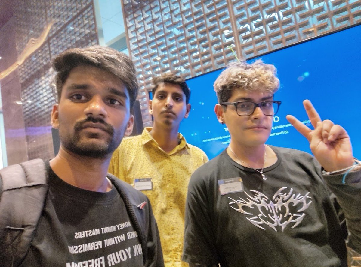 0xmohitxyz's tweet photo. At Pragma, met several OG builders and CT folks:
@kartiktalwar from ETHGlobal, @blocksec from @eigencloud, my teammate @web3fi_anand, @jistro from @RollAMate, @wanderthemuse from Harmonia, and the OG @austingriffith.
Discussed our idea, EigenLayer, EVVM, and some more things. https://t.co/S2wGNhTnda
