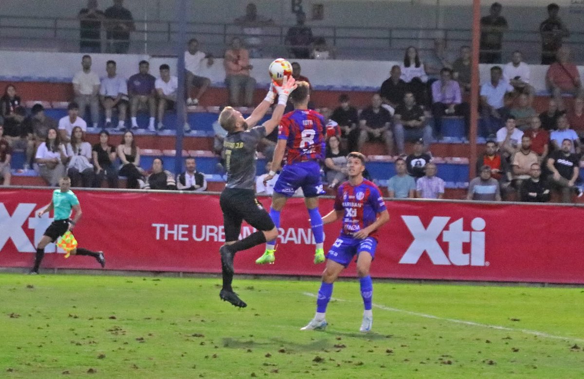 🏟 #YeclanoLorcaDeportiva 🎞

🔛🥅💪 ¡Seguiremos trabajando en la faceta ofensiva que nos está costando pero de nuevo fuimos mejores que el rival en La Constitución donde seguimos invictos! 🔐🏡🙌

<a href="/SieteDiasYecla/">Siete Días Yecla</a> 📸 #NoDudaría
#GraciasAfición 📢 #SegundaRFEF