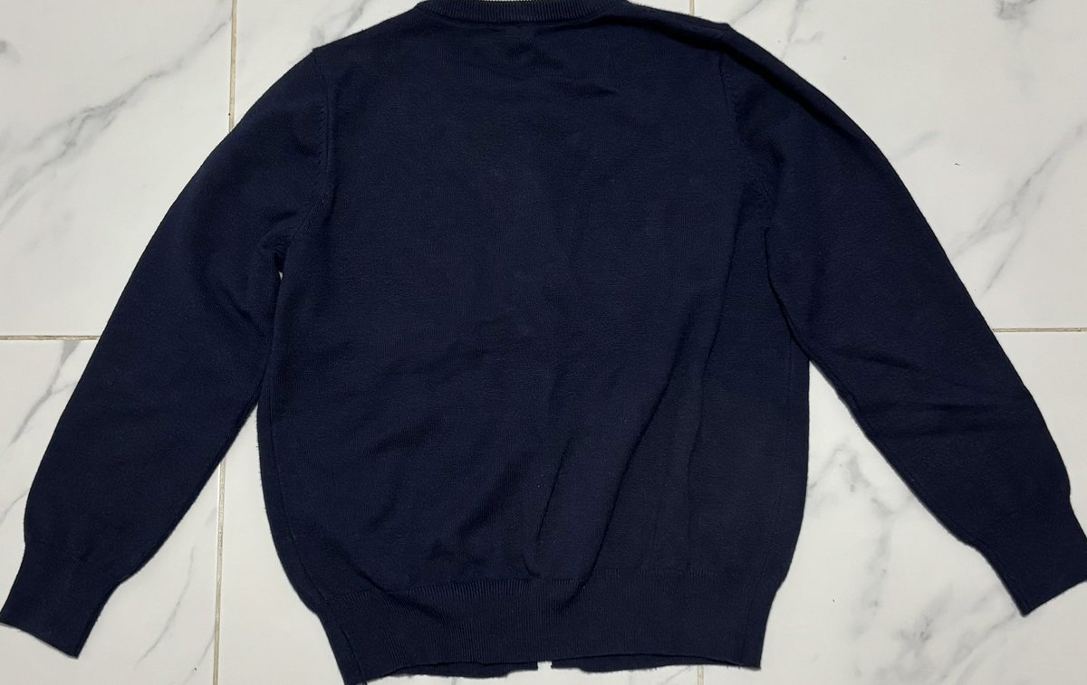 teeyusp's tweet photo. เสื้อคาดิเกน ของ stylist 
สีเนวี่ M
ค่าส่ง25 ส่งต่อ 200฿

#ส่งต่อstylish #ส่งต่อstylistshop #ส่งต่อเสื้อผ้ามือสอง #ส่งต่อเสื้อผ้ามือสองสภาพดี #เสื้อผ้ามือสองราคาถูก #โล๊ะตู้ https://t.co/9C25Dswx9a