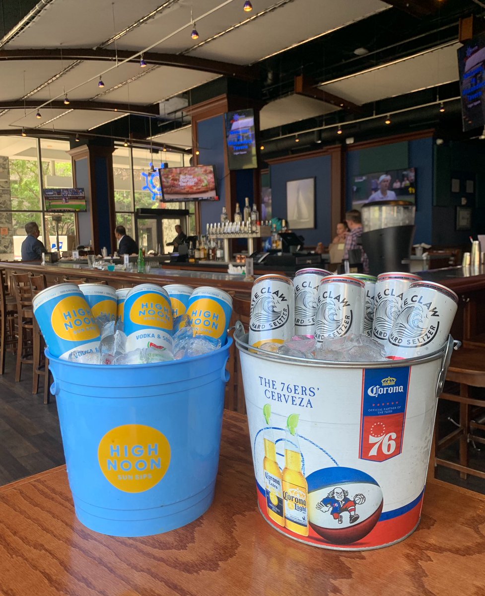 Buckets up! 🍻 We’ve got the cold ones waiting.

#phillybeer #misconducttavern #sportsbarvibes #phillyhappyhour #gamedaydrinks