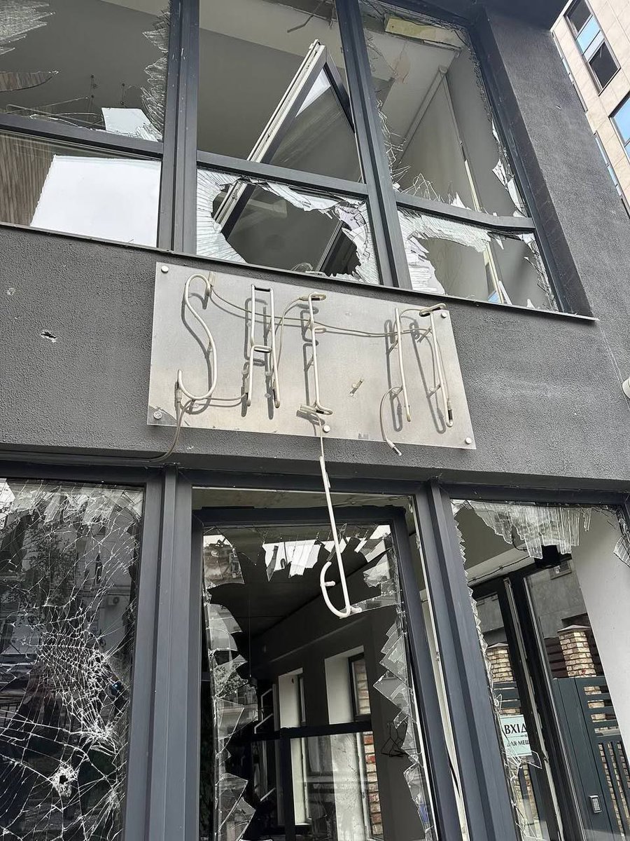 Bf_ghost_ua's tweet image. We are not silent about Dnipro.
We saw everything with our own eyes.
In broad daylight, Russians attack Dnipro.
Let’s help our soldiers defend Ukraine and protect the people who are working, studying, and even just want to go to kindergarten.
#Dnipro #StandWithUkraine…