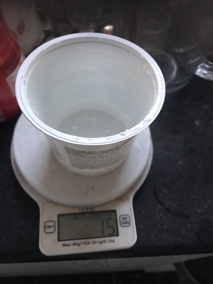 SouthCroydonlad's tweet image. @LidlGB bought these pots of low fat cottage cheese from #lidlchurchstreetcroydon . Each pot should contain 300g. An empty pot weighs 15 grams. This means each pot should be at least 315 grams to get the 300 grams paid for. Nine out of recent batch I bought weigh less. #verypoor