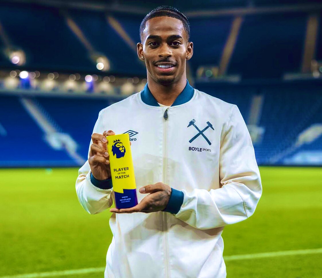 Crysencio Summerville is a special player 

Pace, creativity, flair, ball carrying, hard working, every single attribute you can dream of in your winger. 

He has teams frightened of him and we haven’t even seen the best of him yet which is the most scary thing 

STARBOY 🇳🇱✨