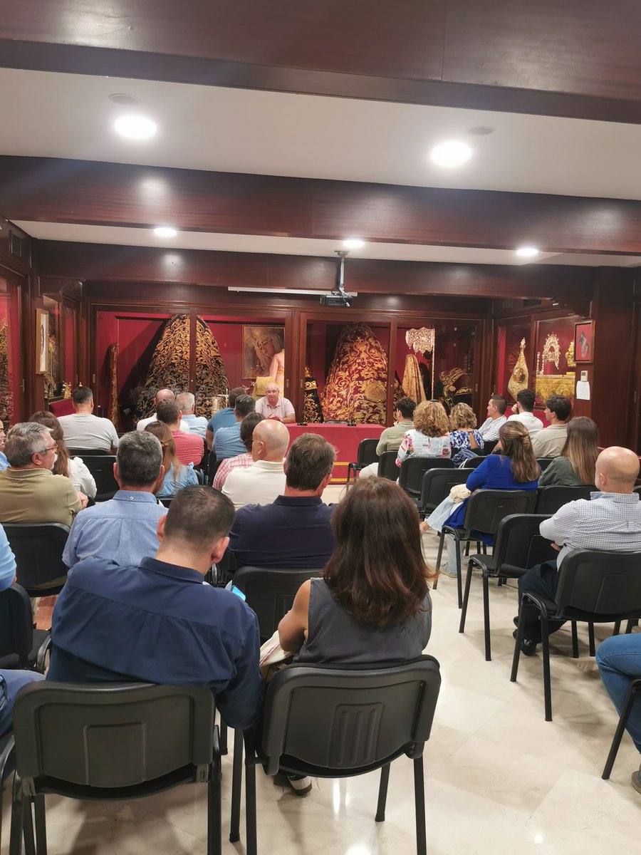 🟣⚪️ 𝗗𝗜𝗣𝗨𝗧𝗔𝗗𝗢 𝗠𝗔𝗬𝗢𝗥 𝗗𝗘 𝗚𝗢𝗕𝗜𝗘𝗥𝗡𝗢 | 𝗥𝗲𝘂𝗻𝗶𝗼́𝗻 𝗶𝗻𝗶𝗰𝗶𝗼 𝗱𝗲 𝗰𝘂𝗿𝘀𝗼.

En el día de ayer tuvo lugar la primera toma de contacto del Diputado Mayor de Gobierno y el Cuerpo de Diputados. 

Comienza ya un nuevo curso cargado de ilusión y trabajo.