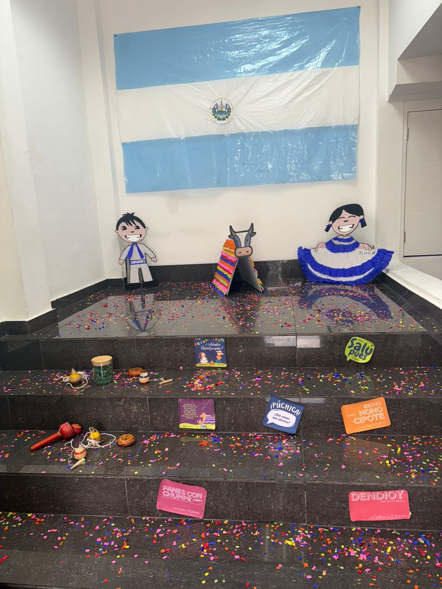 🎉 En Plasal celebramos el Mes de la Independencia con creatividad, trabajo en equipo y conciencia ambiental. 🇸🇻♻️

Transformamos materiales reciclados en decoraciones que reflejan nuestras tradiciones salvadoreñas. 🌱✨

#Plasal #ElSalvador #ConcienciaAmbiental