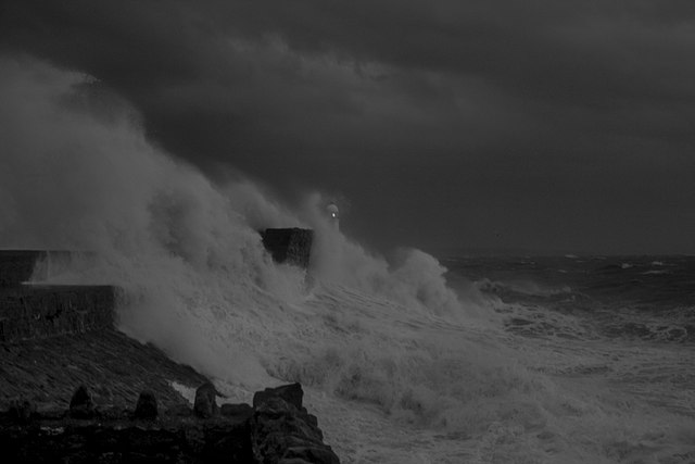 No apologies for having the same author two days in a row, when writing is fantastic as this! Thoroughly gripping, this intense final instalment is Pick of the Day! Please do share if you can
abctales.com/story/ivan-ok-…