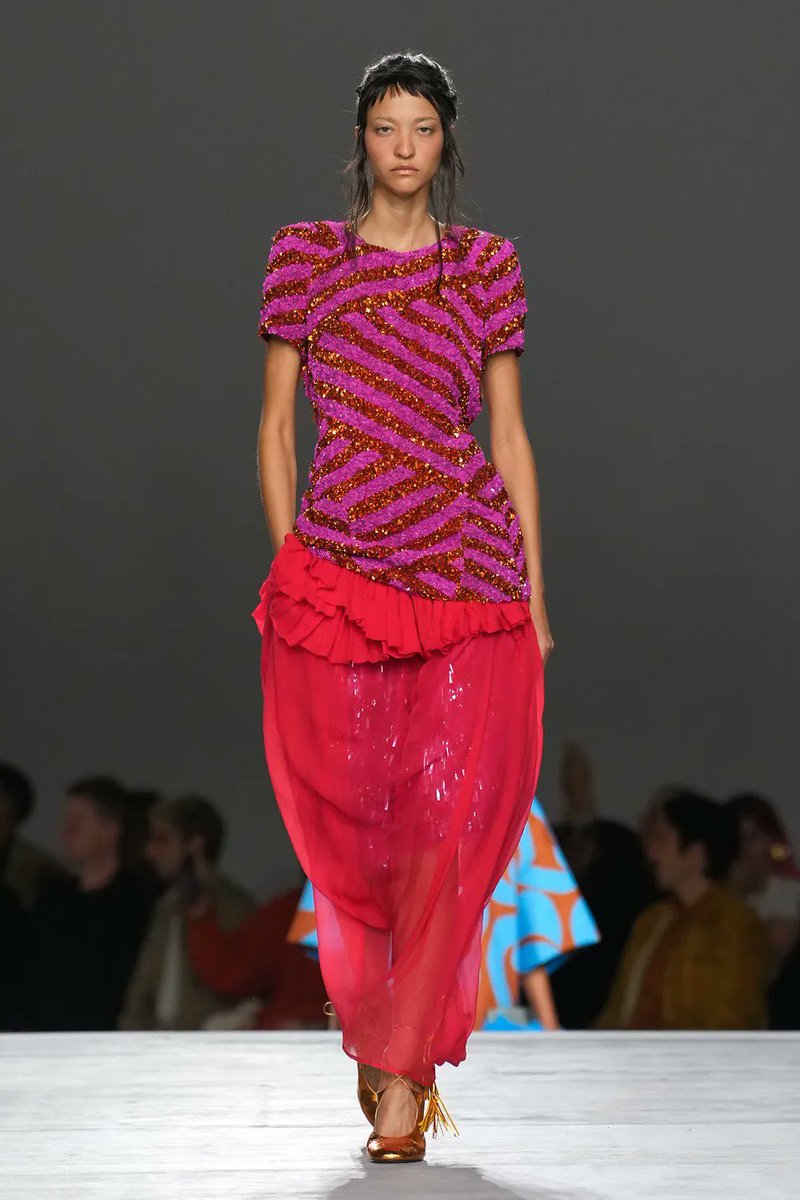 دقيقة صمت 😮‍💨