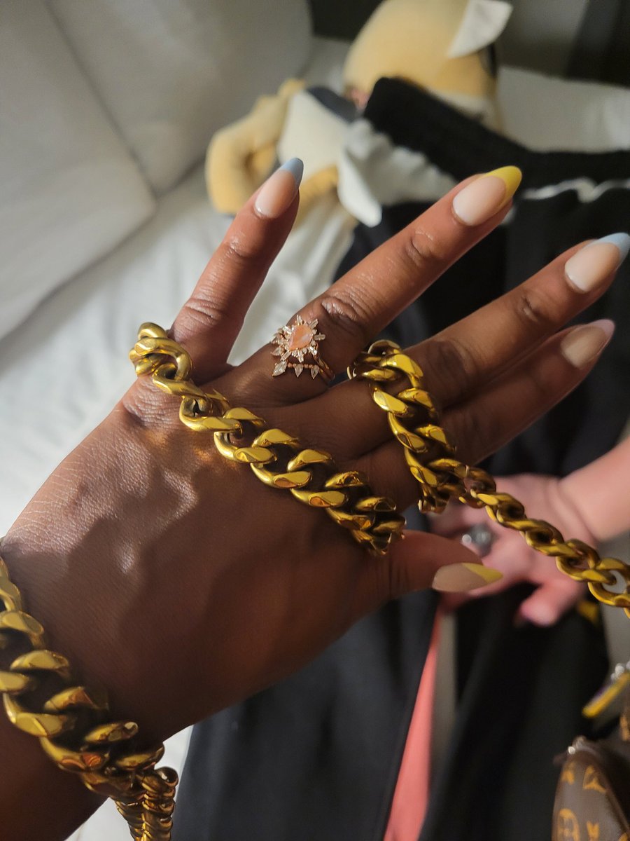 Talice🍓PAWWW tweet media