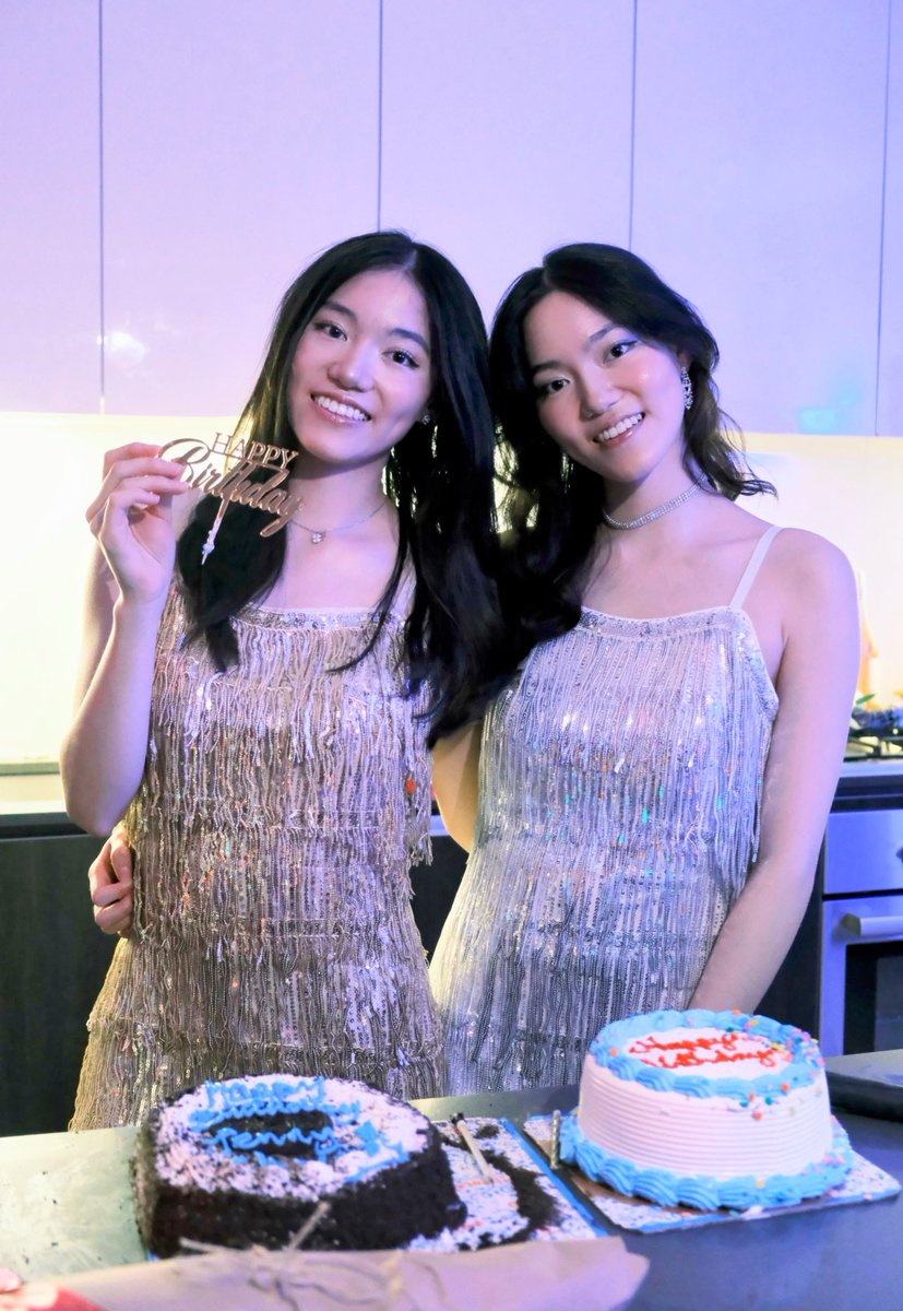 jennsun's tweet image. two twins, one birthday, zero ttft 🥳