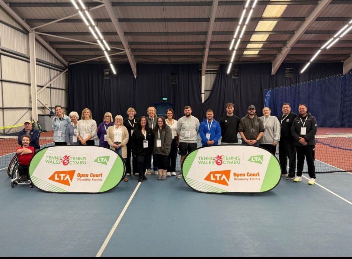 OWestSported's tweet photo. Really busy but enjoyable September. From North Wales to Cardiff and everywhere in between. 

Sported Wales passing the 300 club mark.

Loads of networking events, partner meetings, funding fairs and of course new club sign ups. Looking forward to what’s next 👌🏻 https://t.co/AmcAyg6lMI